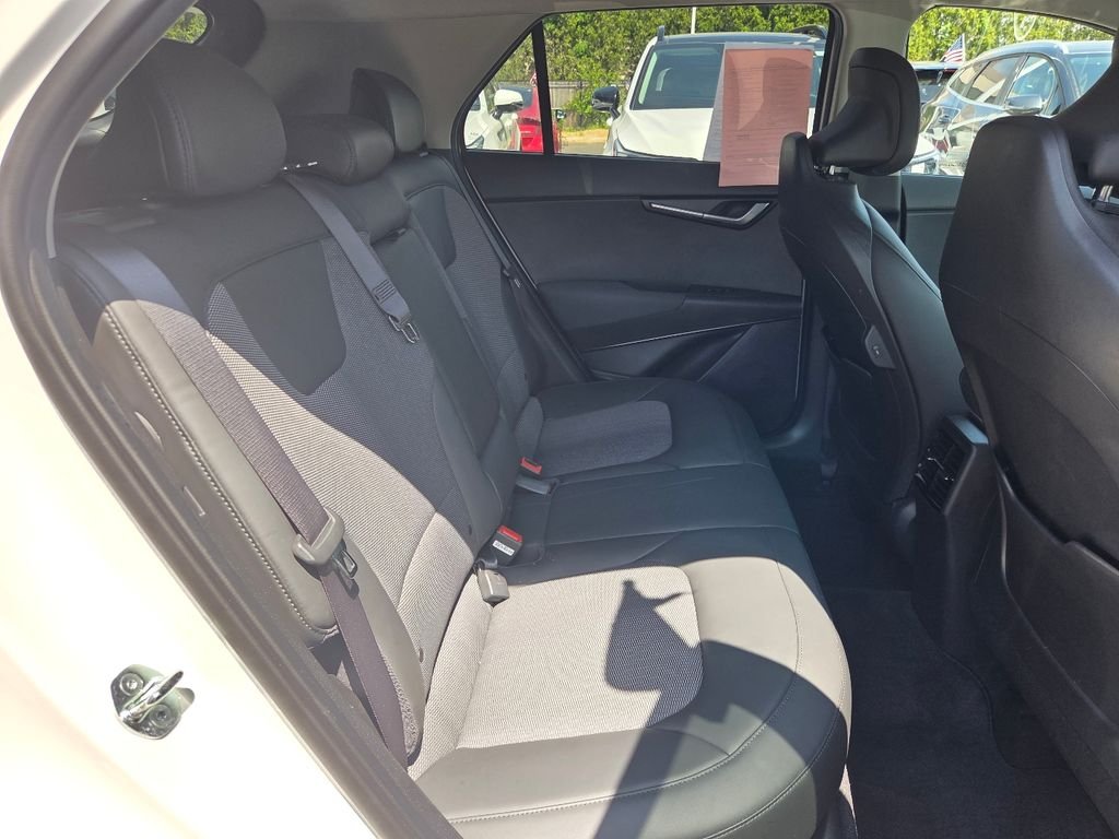 Used 2023 White Kia EX image 29