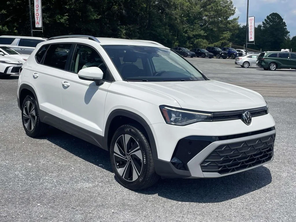 2025 Volkswagen Taos