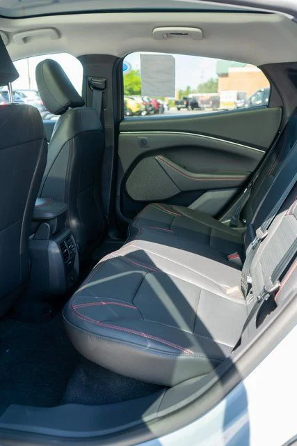 New 2026 Glacier Gray Metallic Tri-coat Ford Premium image 9
