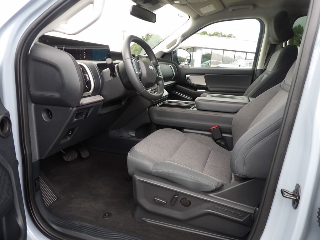 Used 2025 Gray Metallic Ford Active image 13