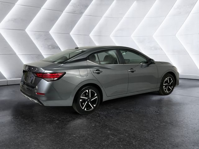 Used 2024 Gray Nissan SV image 4