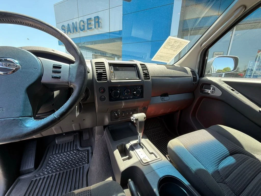 Used 2006 Silver Nissan NISMO Off-Road image 21