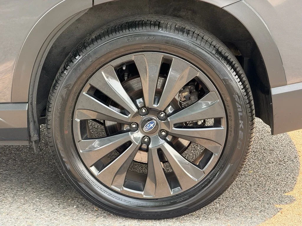 Used 2022 Gray Subaru Onyx Edition image 7