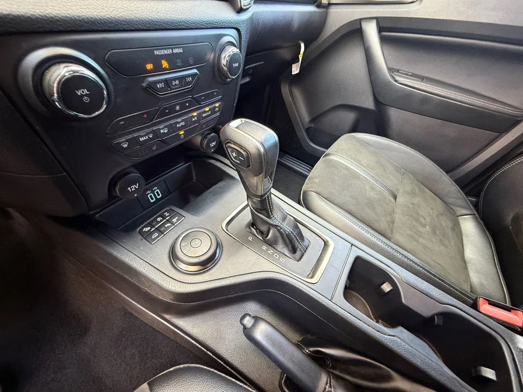 Used 2023 Gray Ford Lariat image 22