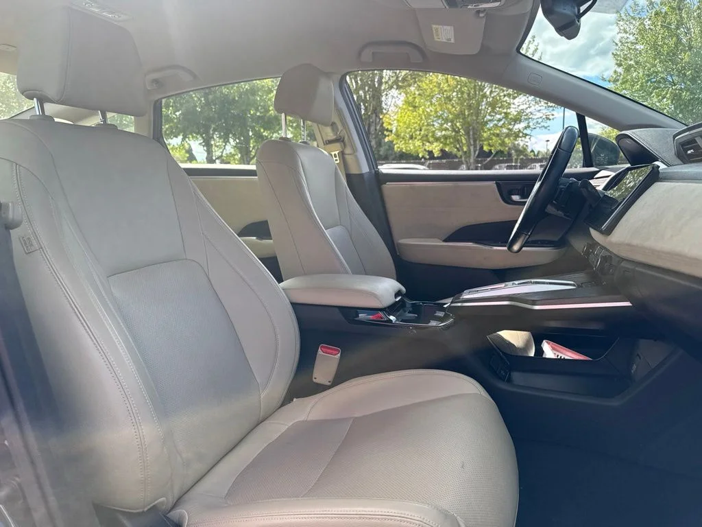 Used 2018 Moonlit Forest Pearl Honda Touring image 24