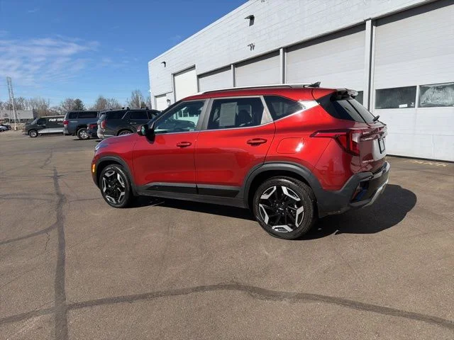 Used 2025 Orange Kia SX image 15