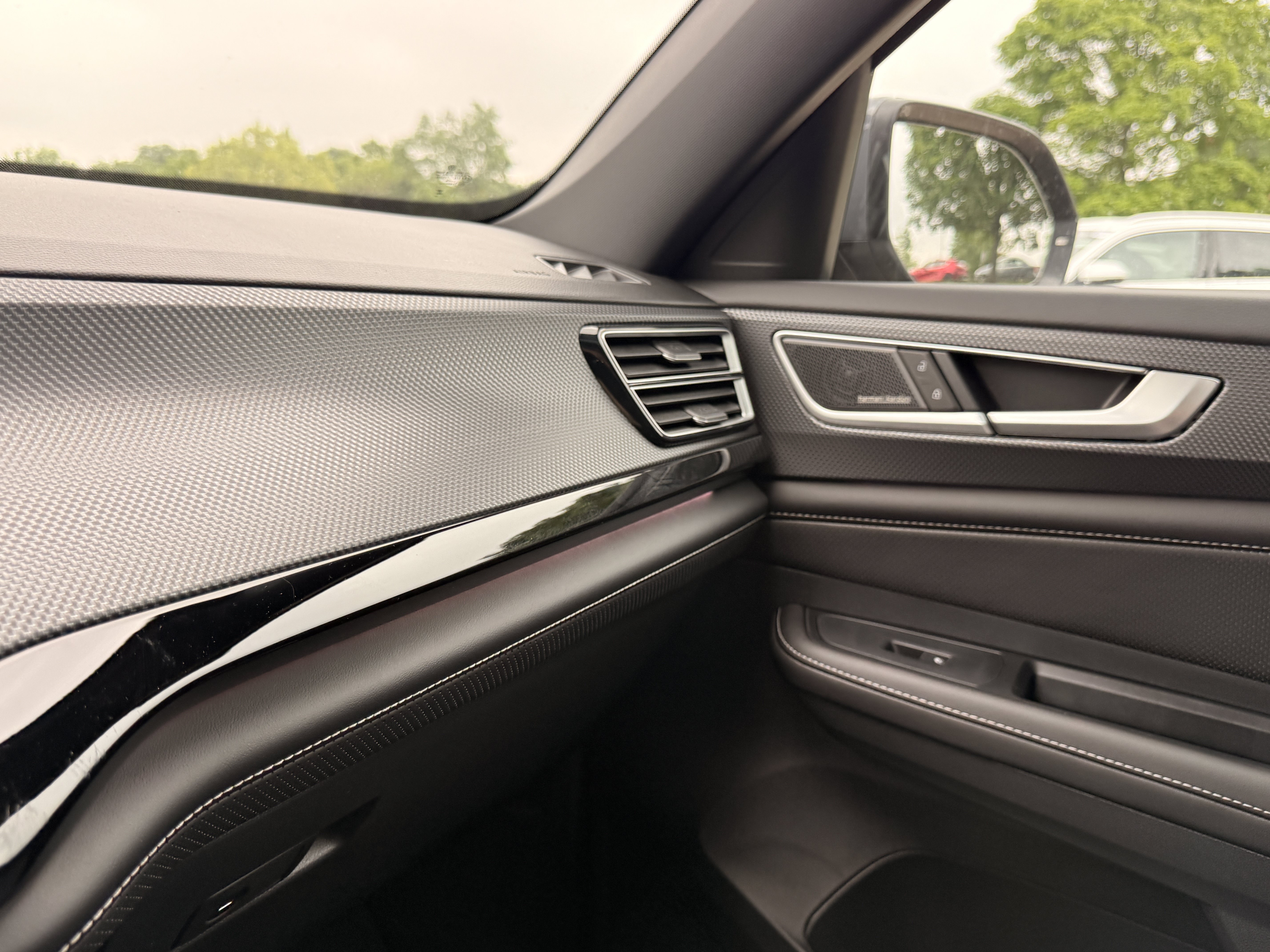 New 2026 Pure Gray Volkswagen 2.0T SEL Premium R-Line image 32
