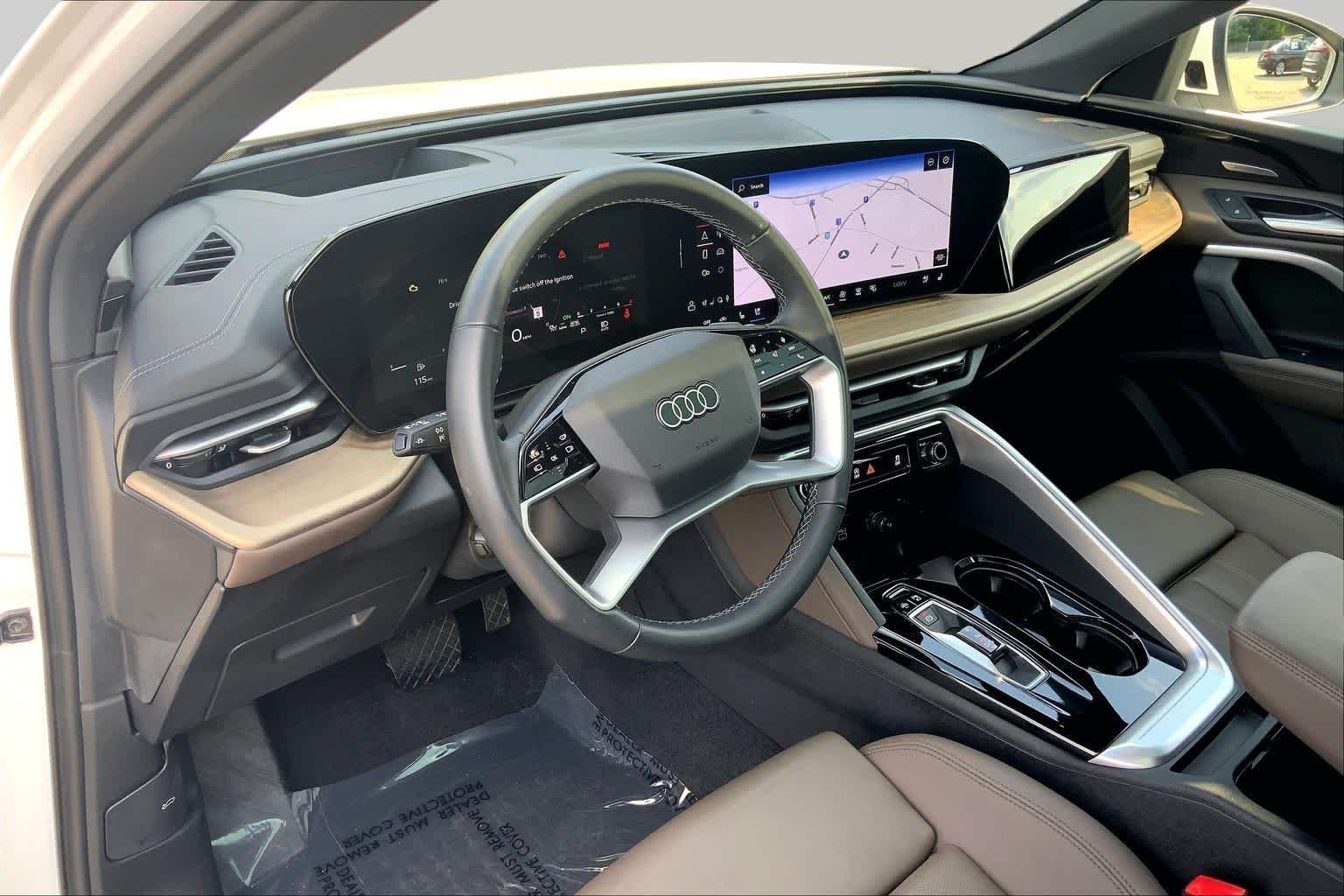 Used 2025 Arkona White Audi Premium Plus image 18