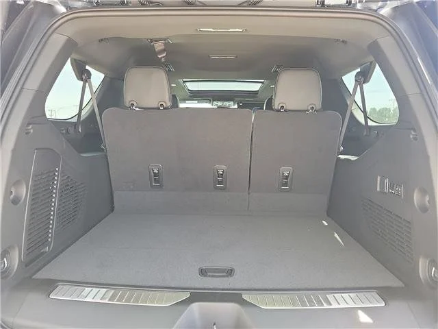 New 2026 Onyx Black GMC AT4 Ultimate image 10