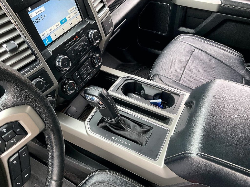 Used 2016 White Platinum Clearcoat Metallic Ford Lariat image 19