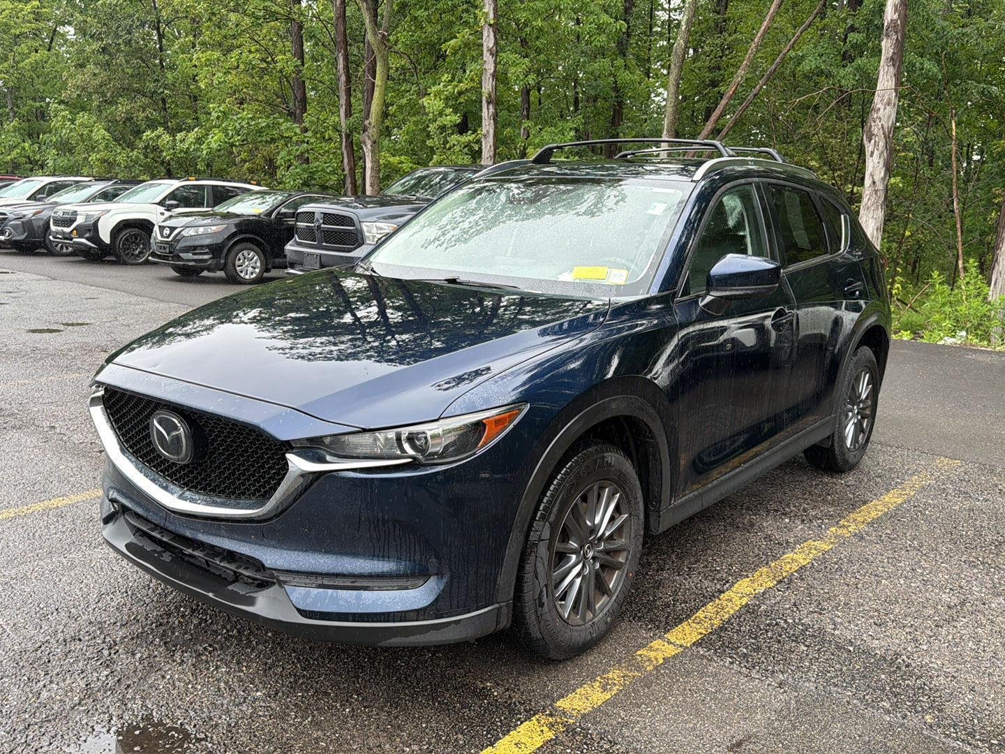 Used 2019  Mazda Touring image 12