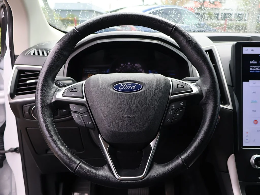 Used 2024 White Ford SEL image 39