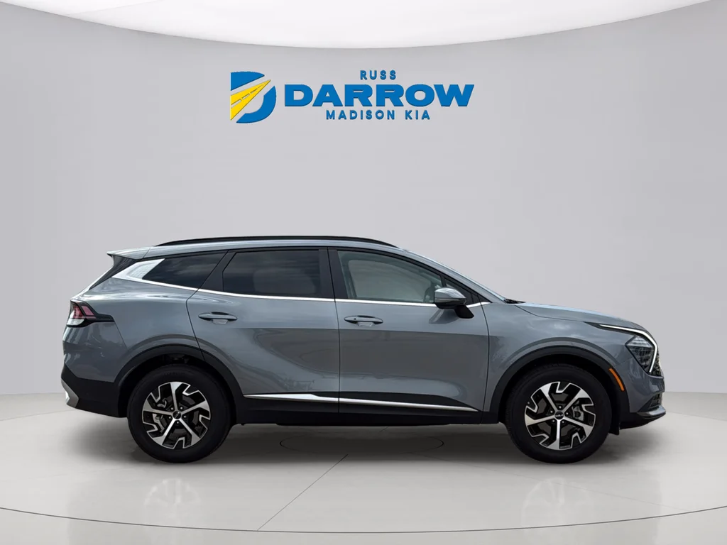 Used 2025 Everlasting Silver Kia EX image 6