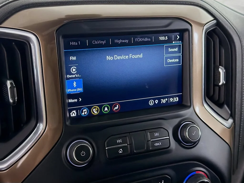 Used 2021 Iridescent Pearl Tricoat Chevrolet High Country image 16