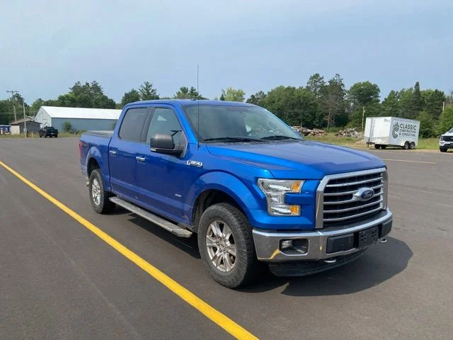 Used 2016 Blue Flame Metallic Ford XLT image 7