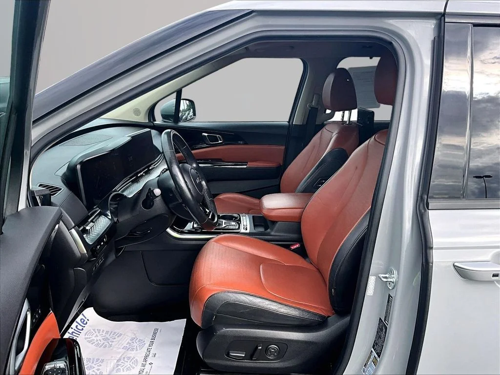 Used 2022 White Kia SX Prestige image 25