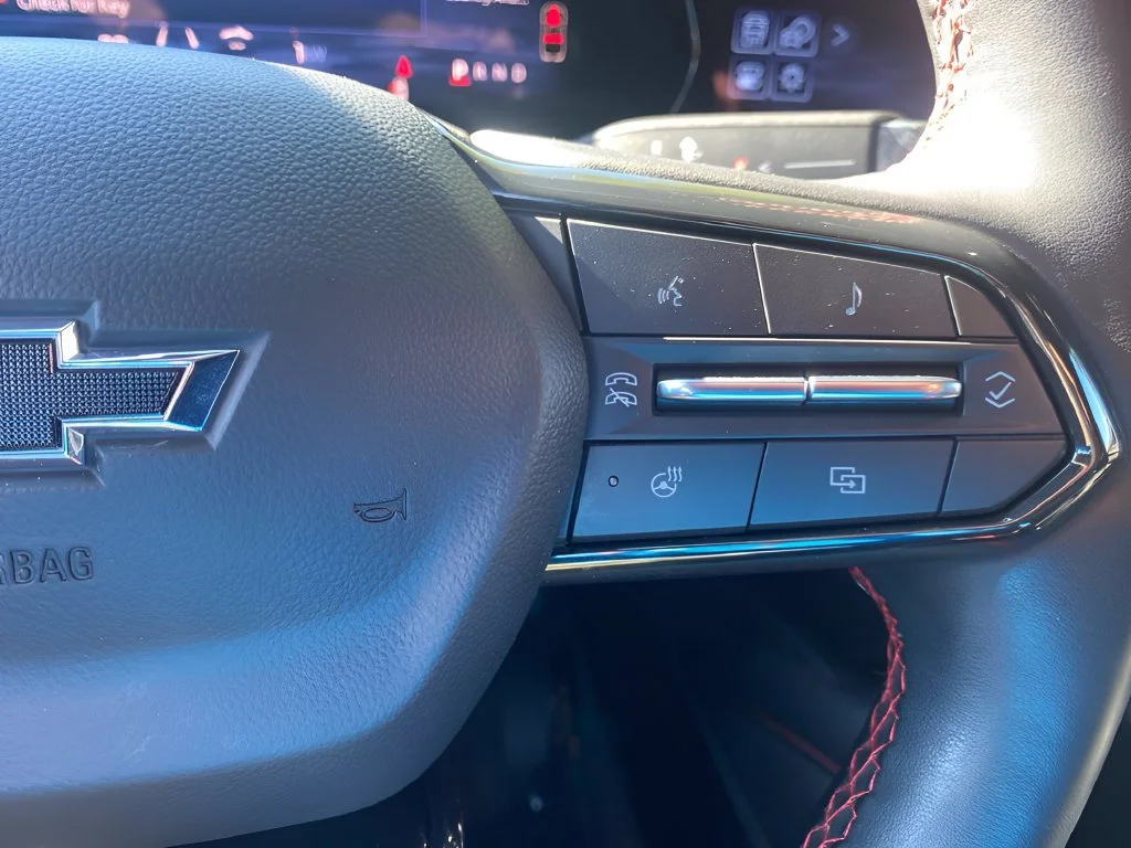 Used 2024 Summit White Chevrolet RS image 21