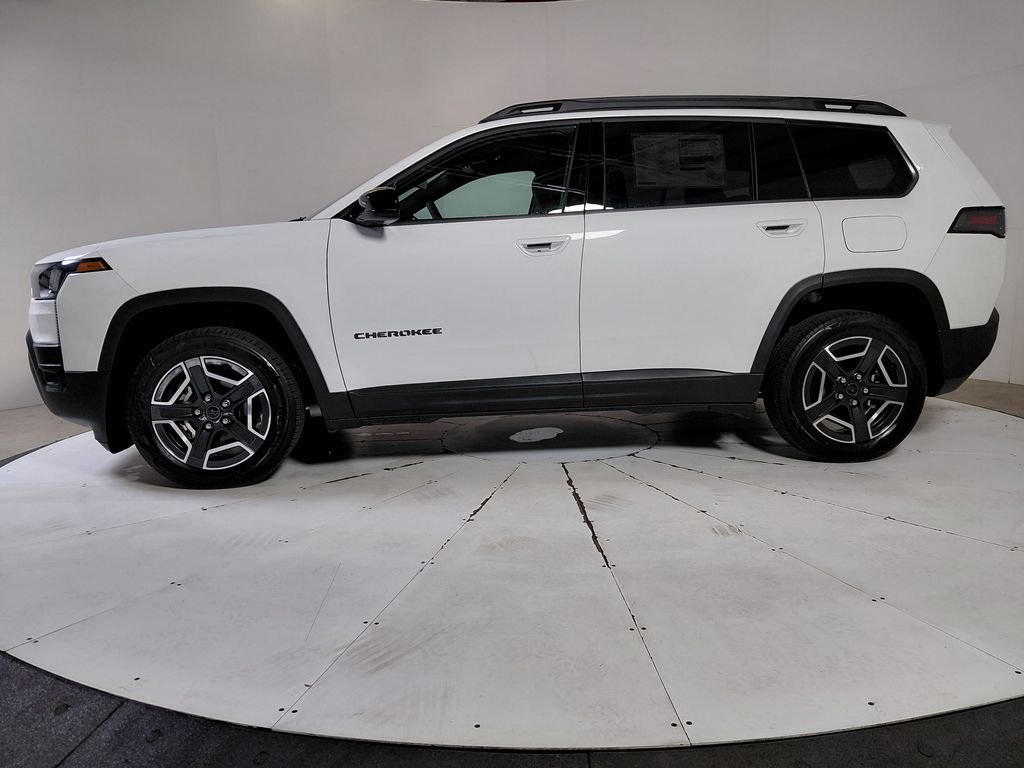 New 2026 Bright White Clear-Coat Exterior Paint Jeep Laredo image 4