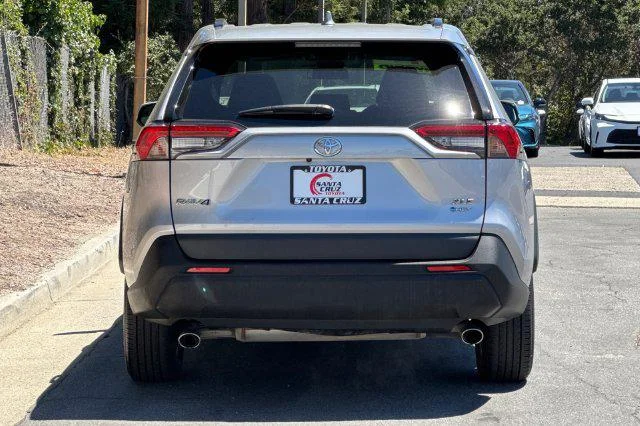 Certified Used 2025 SILVER SKY METALLIC Toyota  image 5