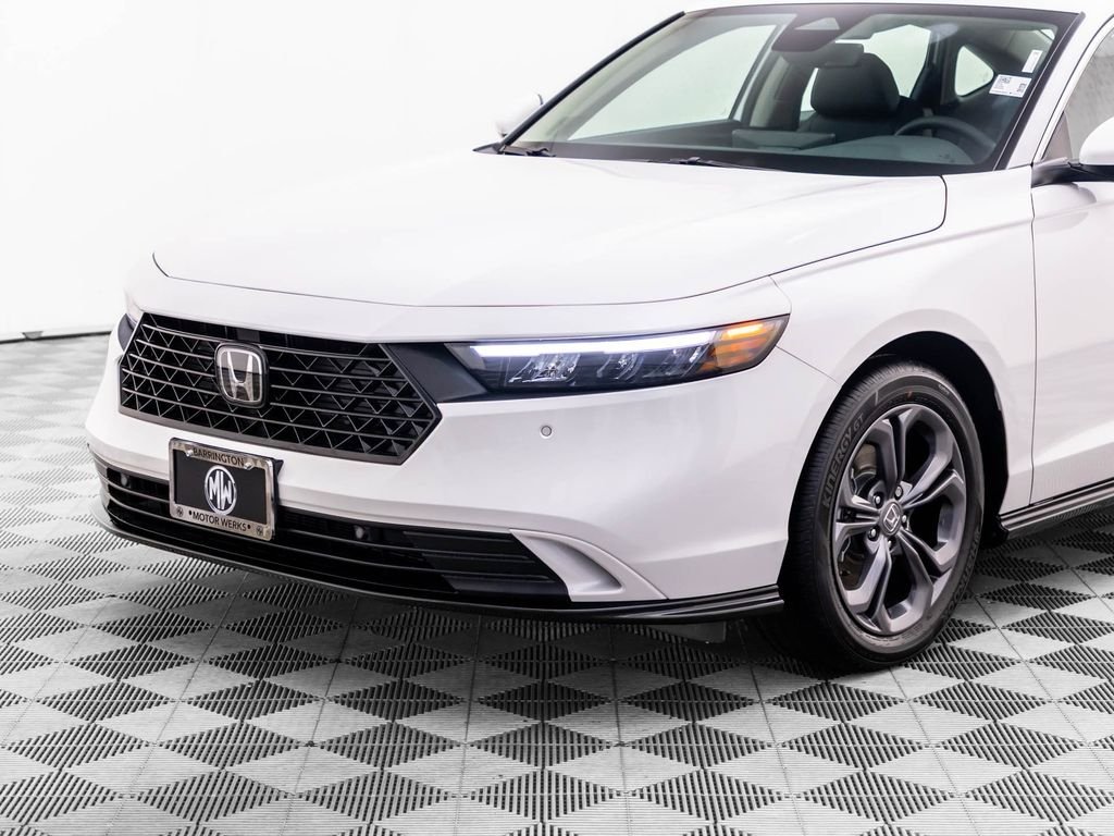 New 2026 Platinum White Pearl Honda EX-L image 37