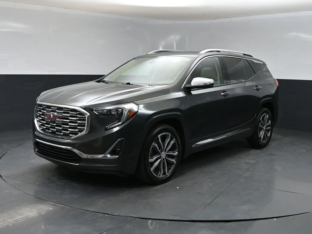 Used 2020 Gray GMC Denali image 5
