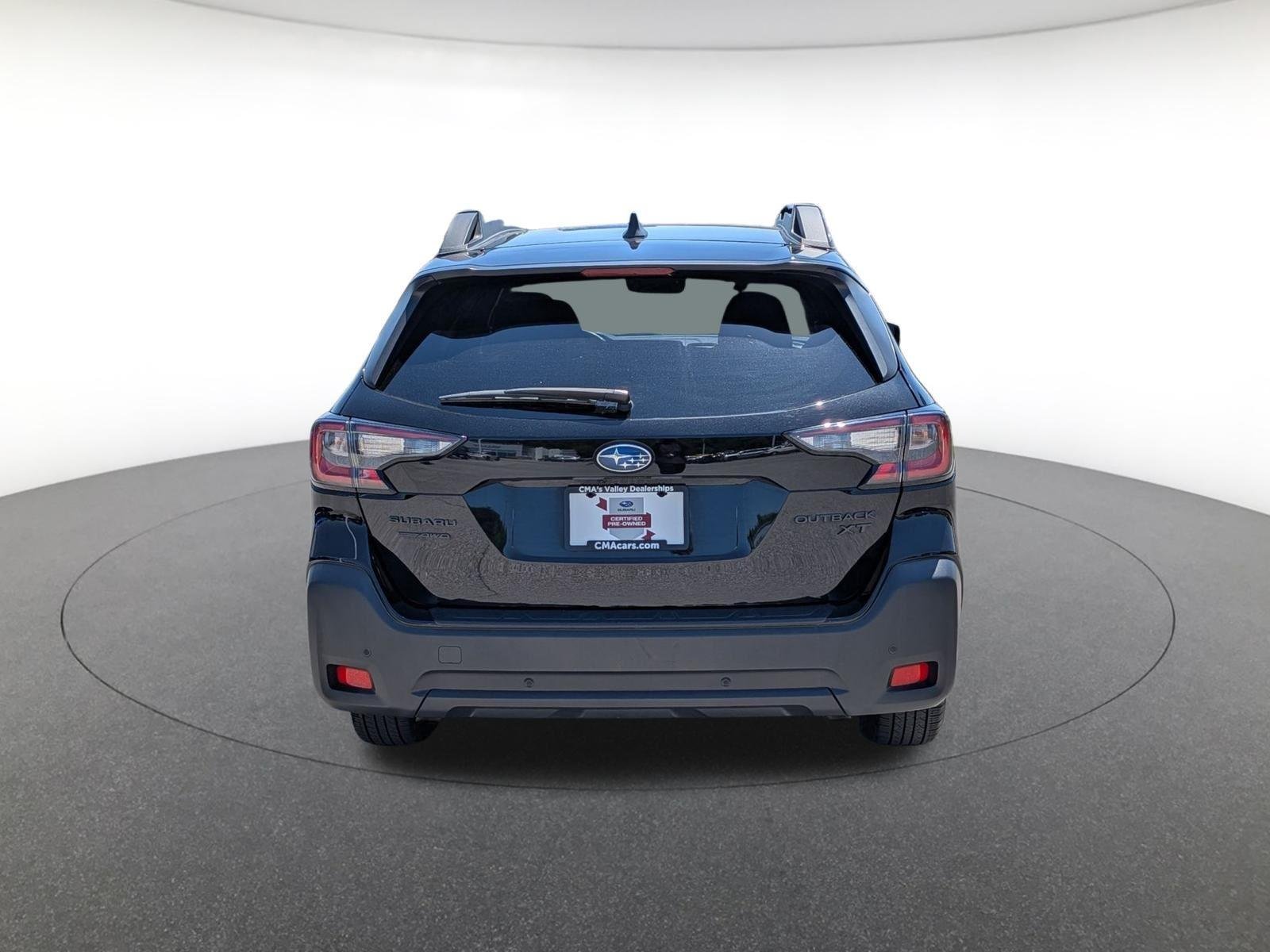 Used 2025 Crystal Black Silica Subaru Onyx Edition XT image 6