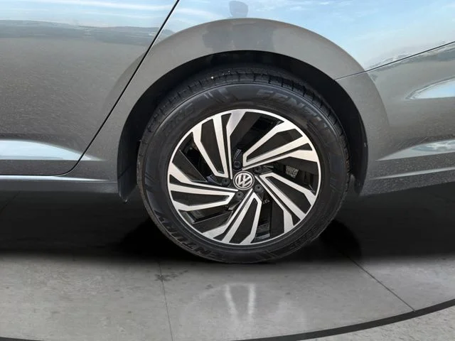 Used 2020 Gray Volkswagen SEL image 29