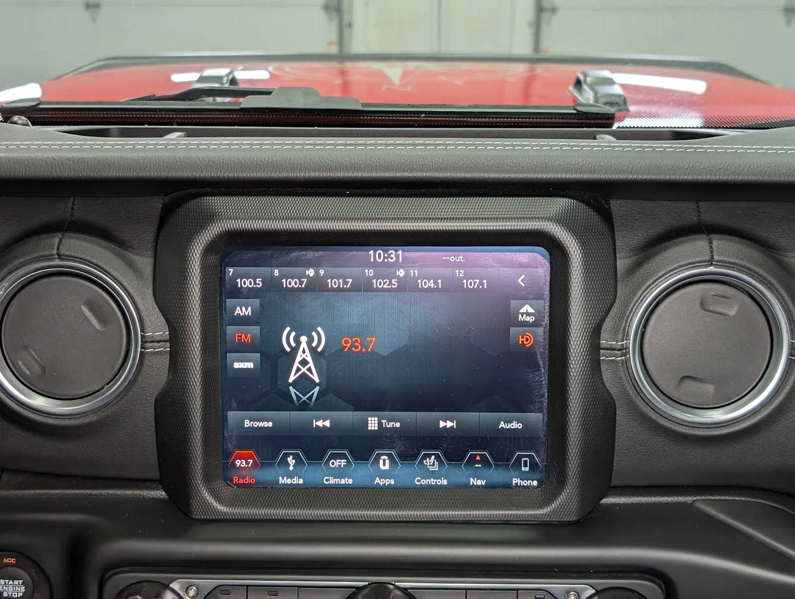 Used 2019 Firecracker Red Clearcoat Jeep Sahara image 22