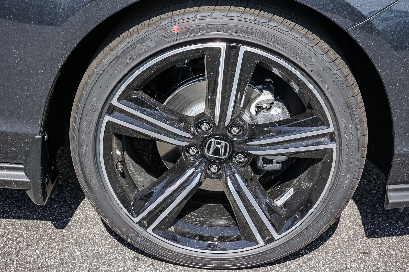New 2026 Meteorite Gray Metallic Honda SE CVT image 10