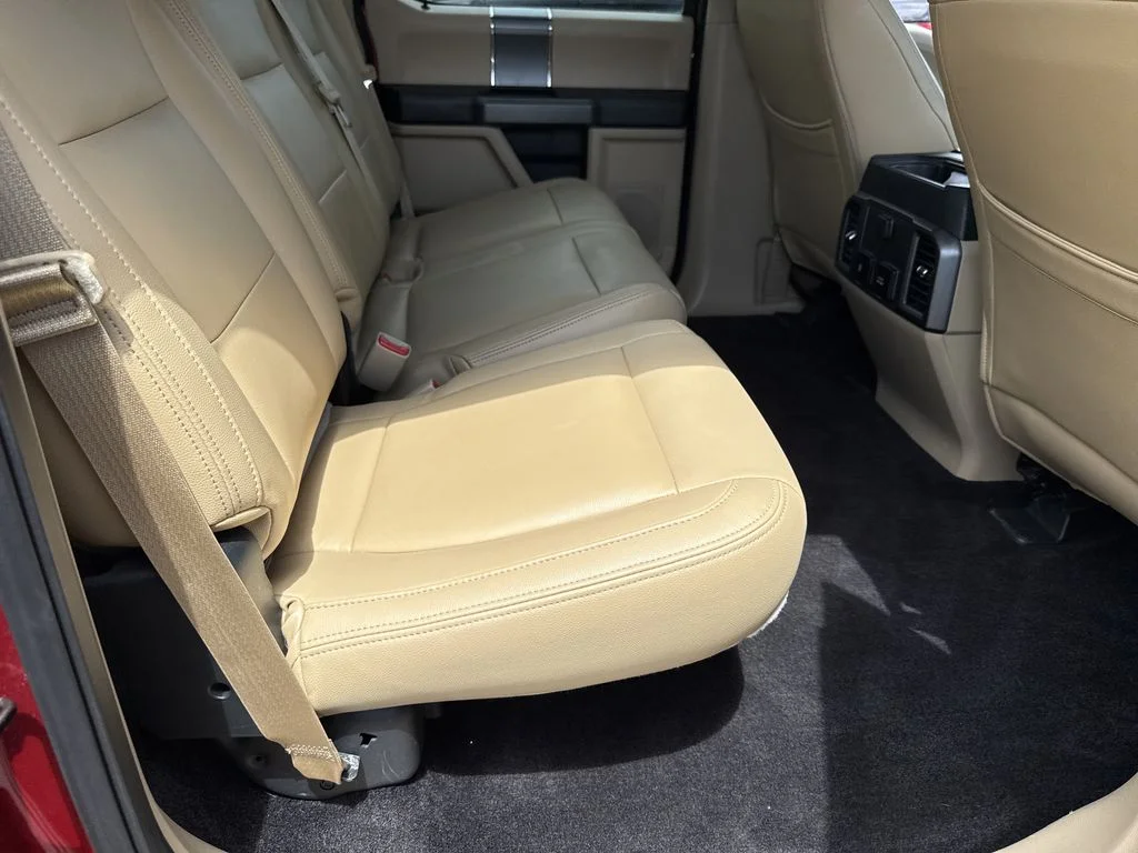 Used 2017 Red Ford XLT image 15