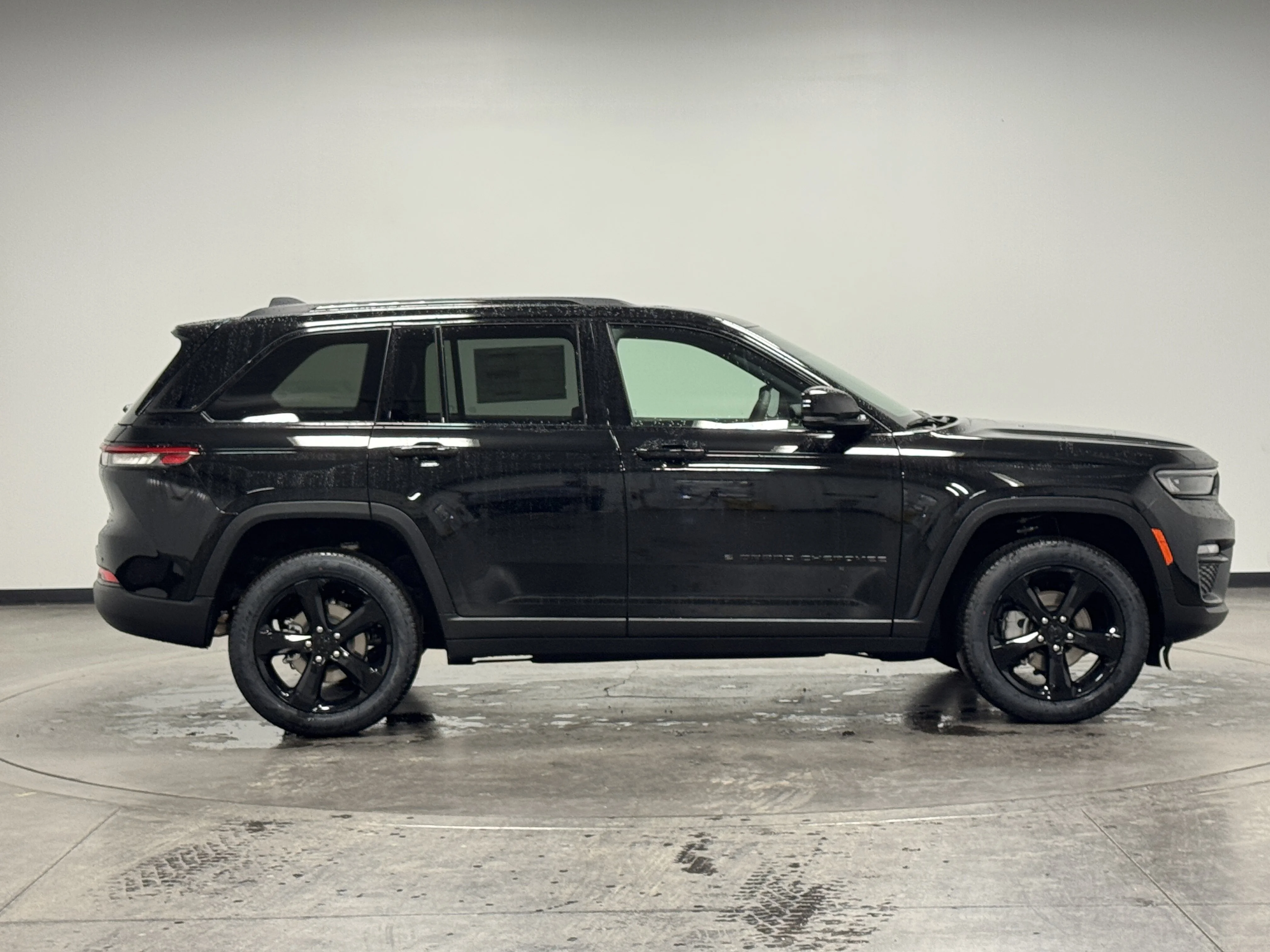 2025 Jeep Grand Cherokee Limited - Photo 9