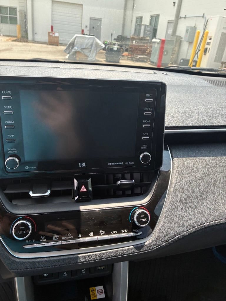Used 2022 Black Toyota XLE image 23
