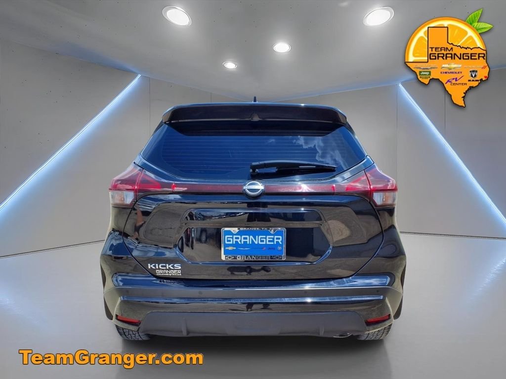 Used 2023 Black Nissan S image 8