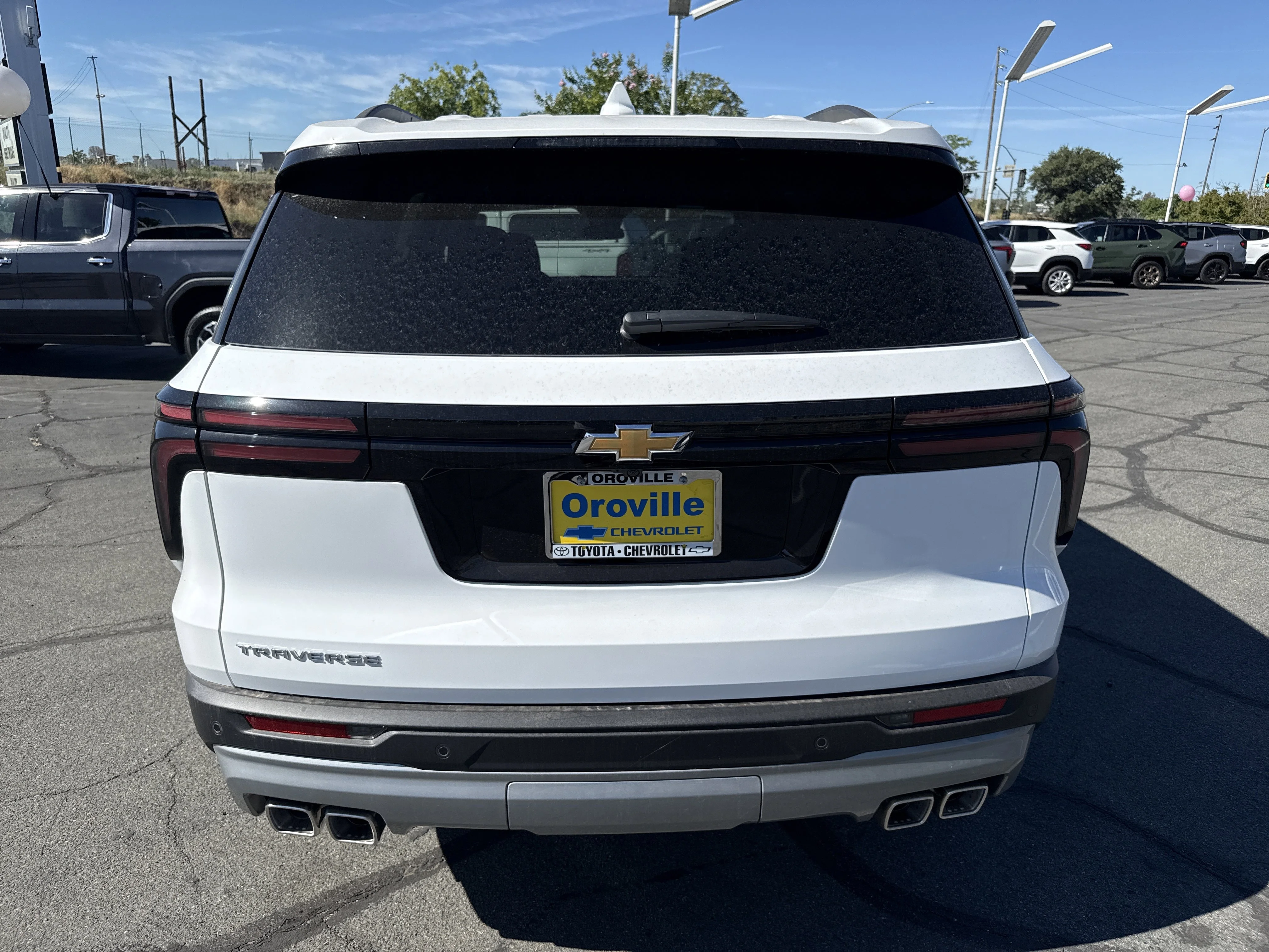 New 2026 Summit White Chevrolet LT image 4