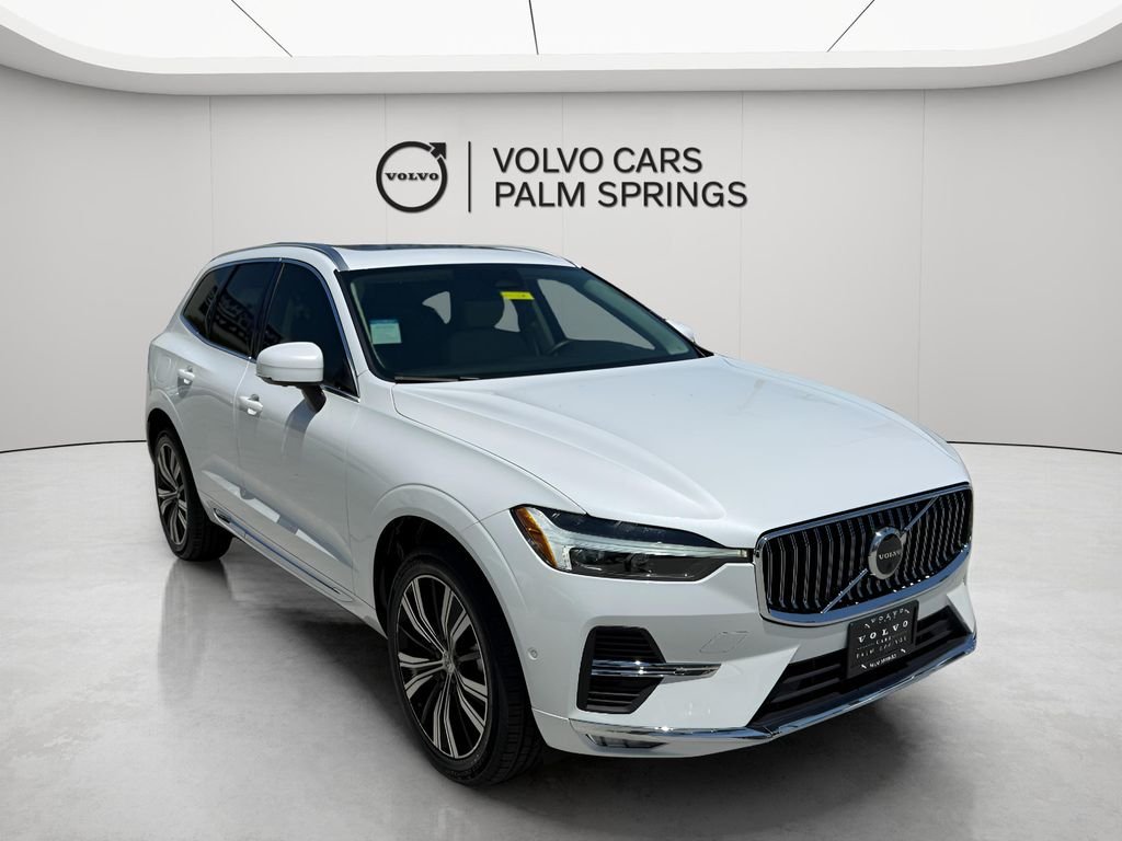 2023 Volvo XC60 B5 Plus Bright Theme AWD's photo