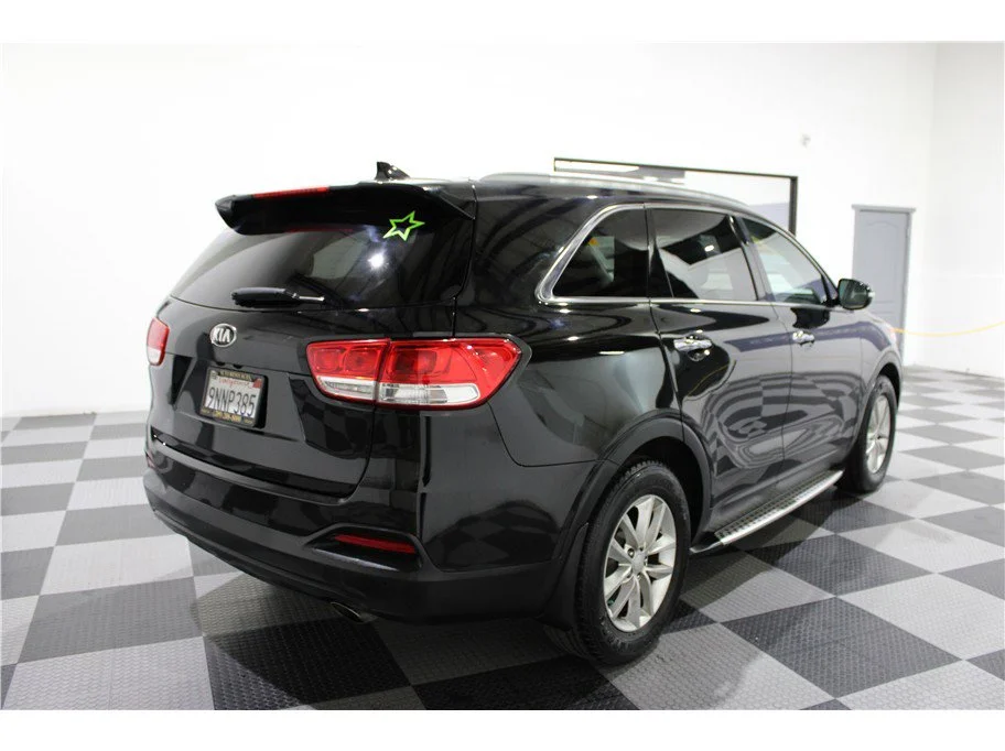 Used 2016 Ebony Black Kia LX image 4