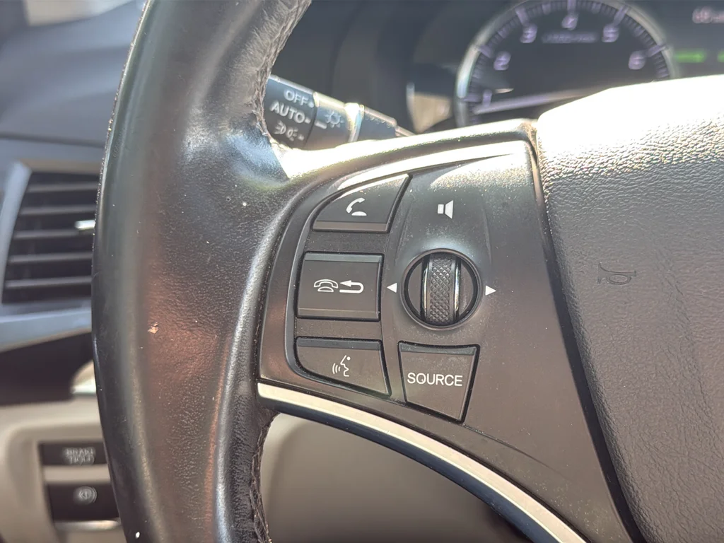 Used 2020 Silver Acura 3.5L image 45