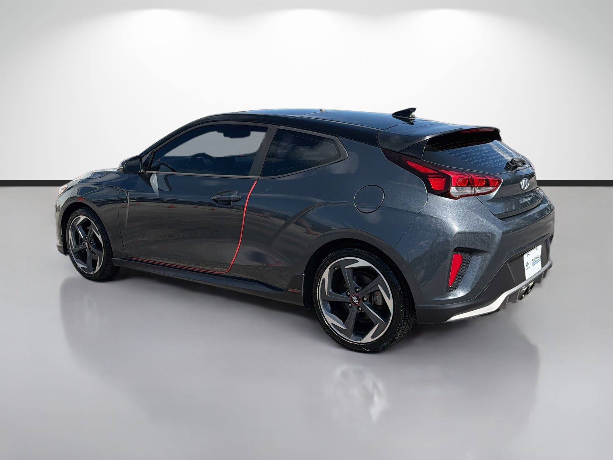 Used 2019 Thunder Gray w/Black Roof Hyundai Turbo Ultimate image 4