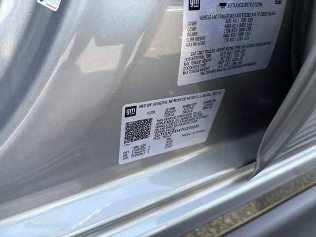New 2026 Sterling Metallic GMC Elevation image 35