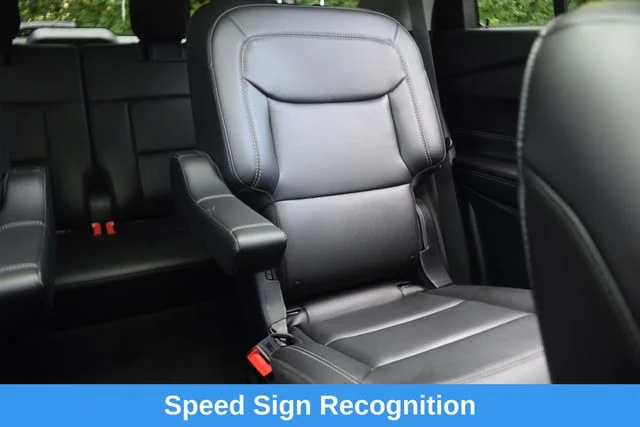 Used 2023 Black Ford XLT image 17