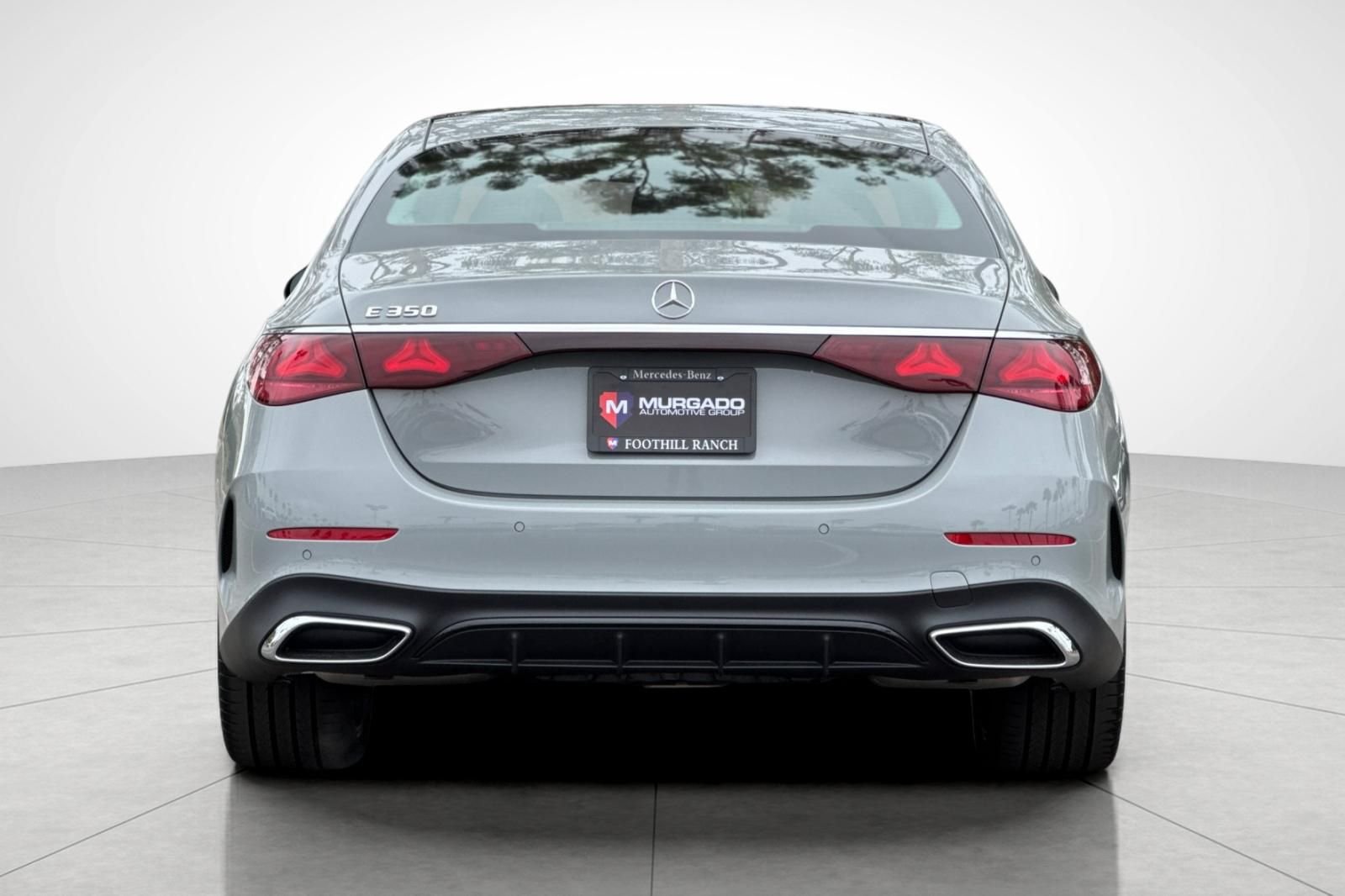 New 2026 MANUFAKTUR Alpine Grey Mercedes-Benz E 350 image 9