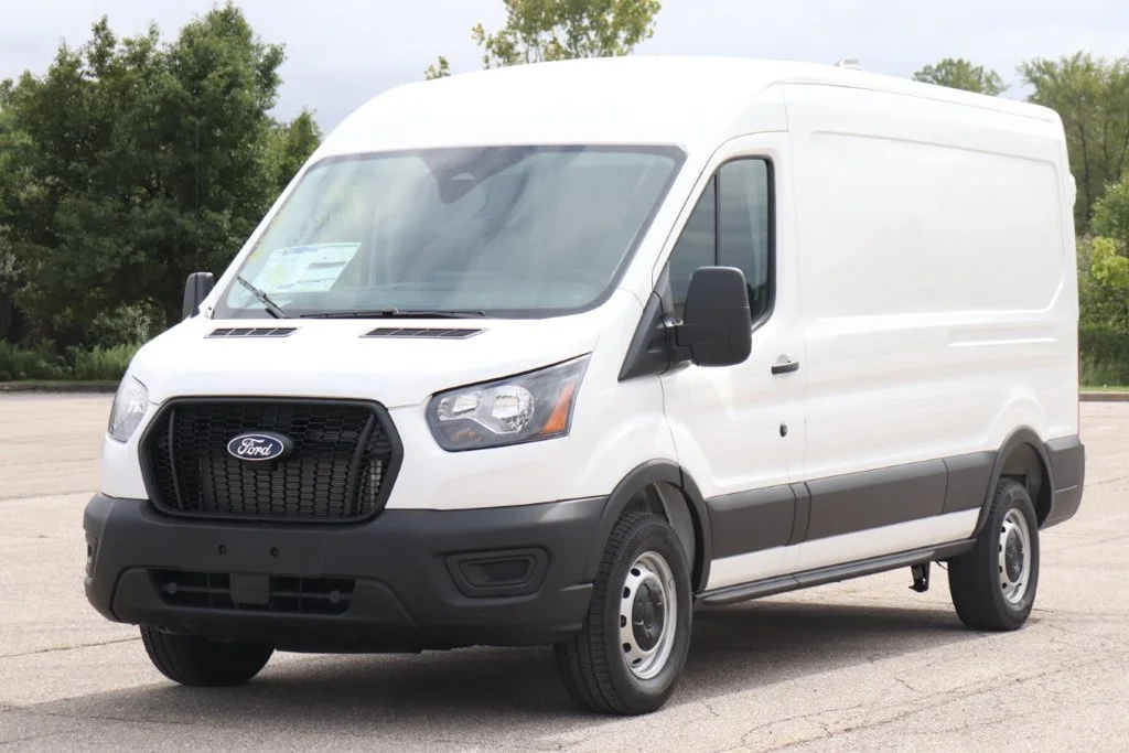 New 2027 Oxford White Ford Cargo Van image 5