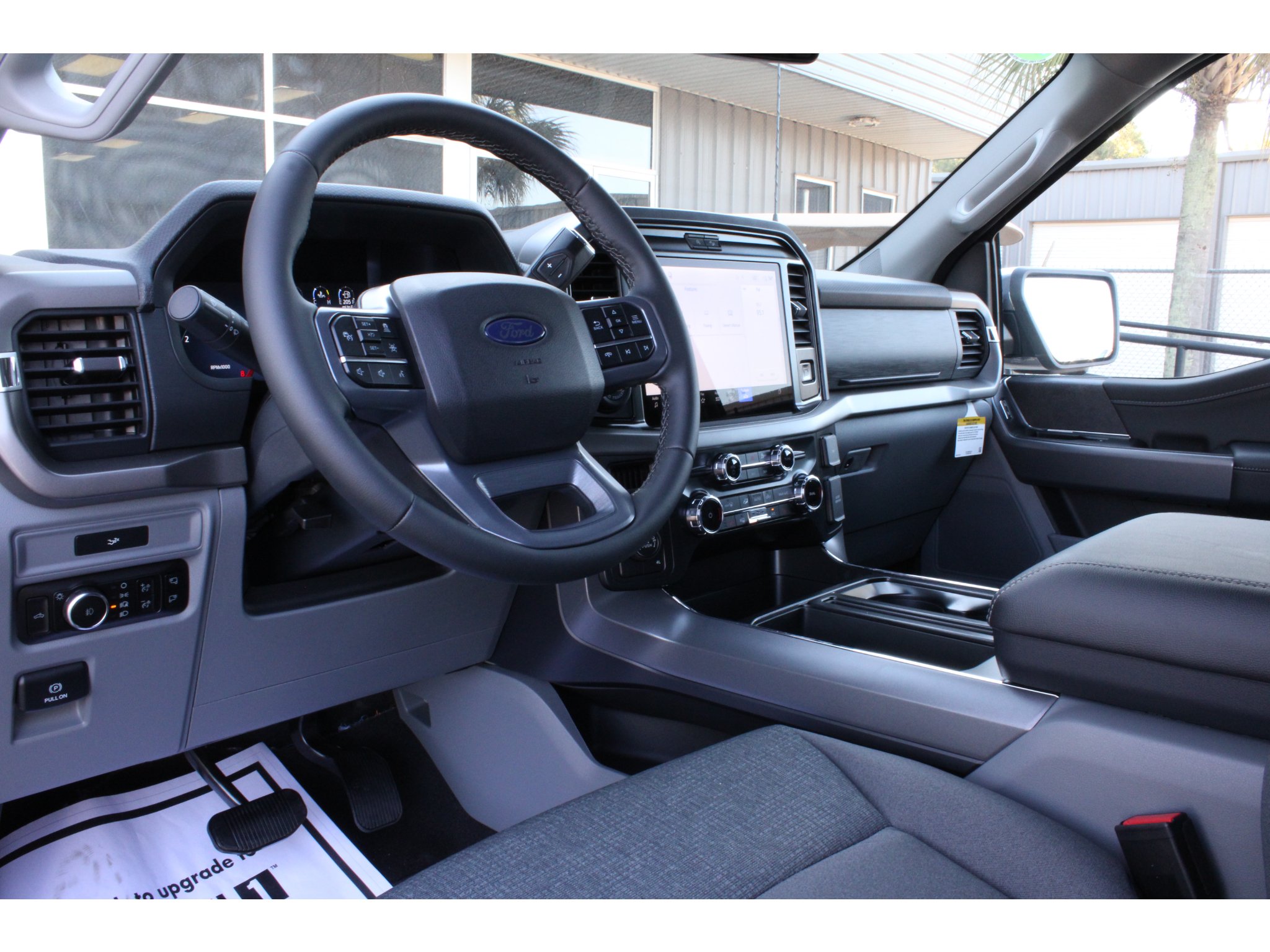 New 2026 Carbonized Gray Metallic Ford XLT image 6