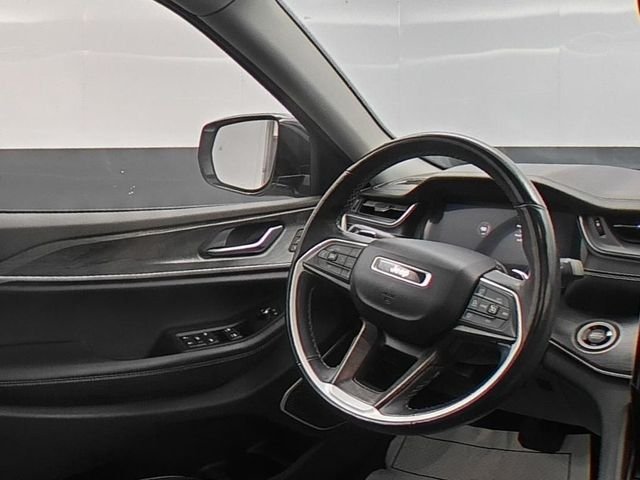 Used 2021 Silver Jeep Limited image 35