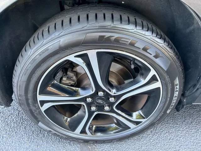 Used 2019 Gray Ford ST image 17