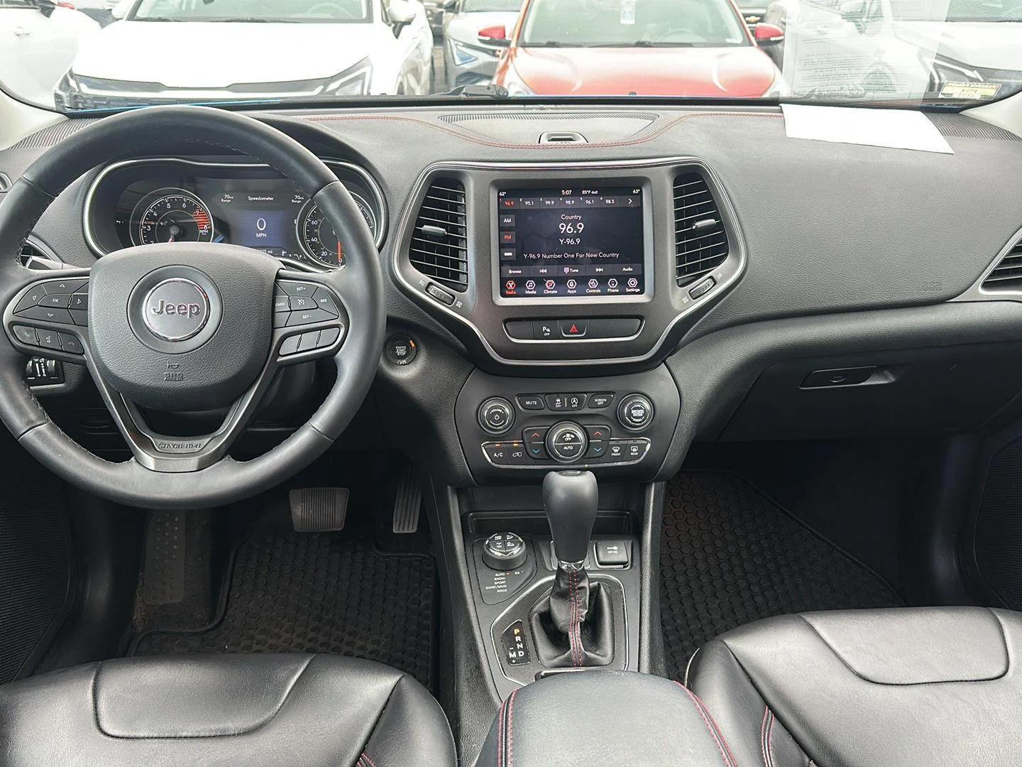 Used 2019 Hydro Blue Pearlcoat Jeep Trailhawk image 10