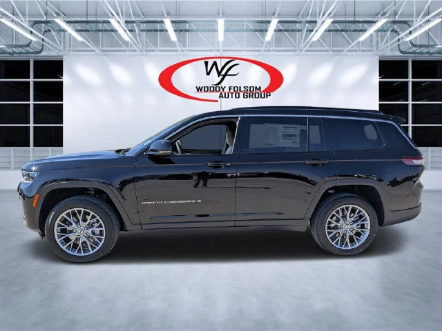 New 2027 Black Jeep Limited image 6