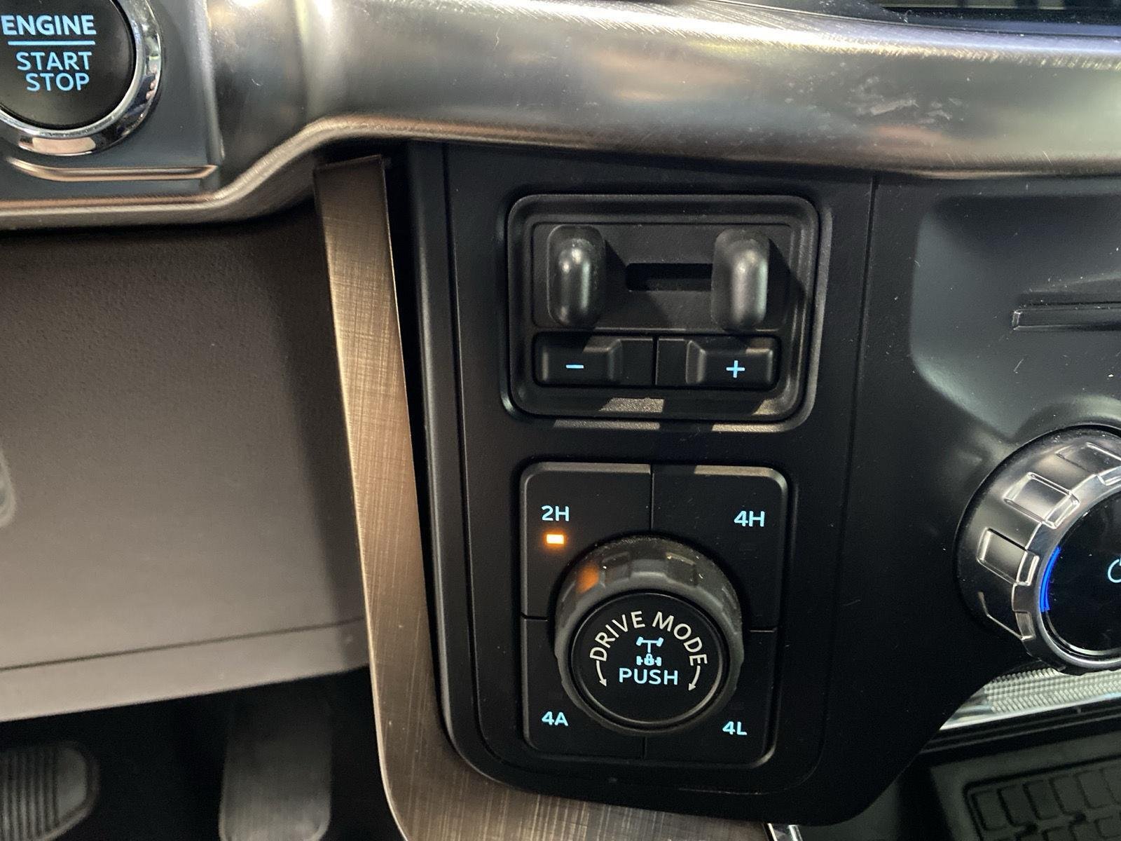 Used 2024 Black Metallic Ford King Ranch image 22