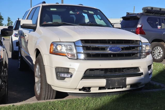 Used 2017 White Ford Limited image 6