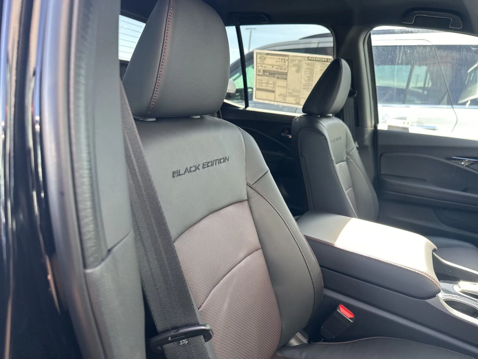 2026 Honda Ridgeline Black Edition - Photo 32